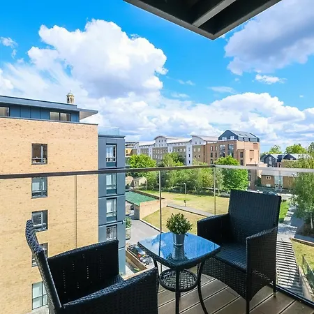 Apartment Silver Bridge London *