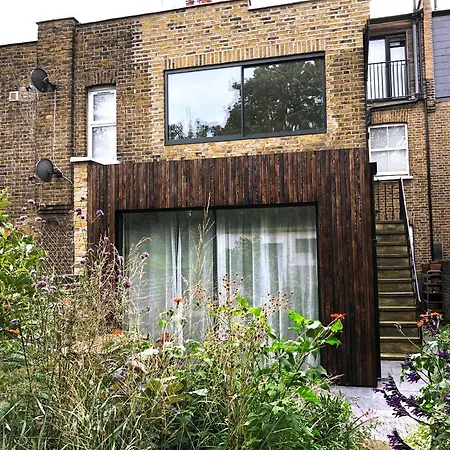 Bright And Elegant 2 Bedroom Flat, Near Notting Hill *