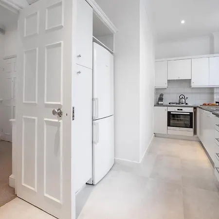 Anderson Street By Capital Apartment *