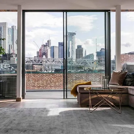 Luxury Penthouse Hoxton Apartment