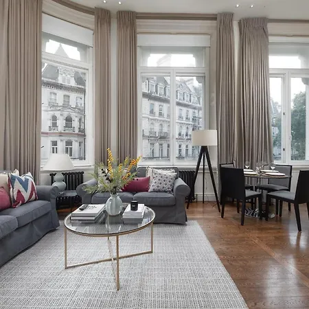 Grosvenor Gardens By Capital Apartment