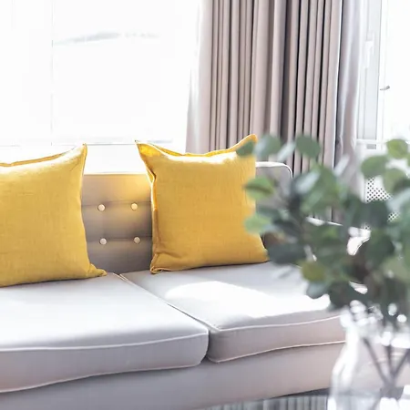 Grosvenor Gardens By Capital Apartment