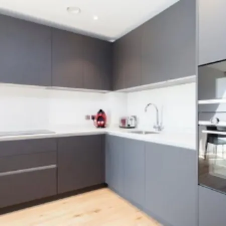 The Lofts E1 By Q Apartment