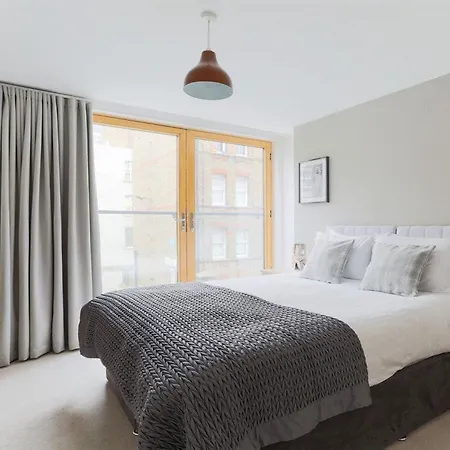 Lambeth North One * Londra