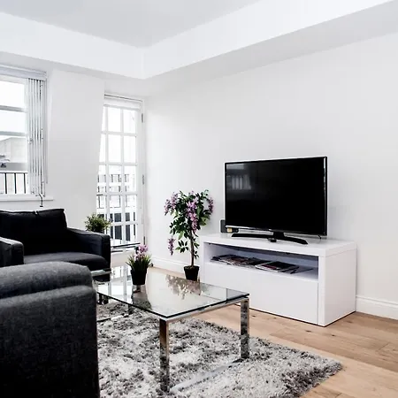 Unique 2bed/2bath - Top Floor - Private Balcony Apartment *