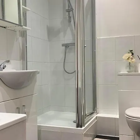 Grange 2 Bed Modern By Tower Bridge Bridge Apartment *