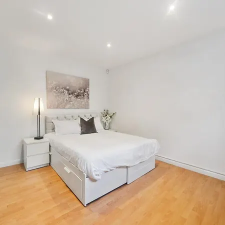 Grange 2 Bed Modern By Tower Bridge Bridge Apartment *