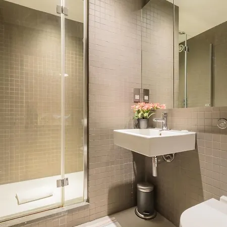 Shoreditch Apartment *