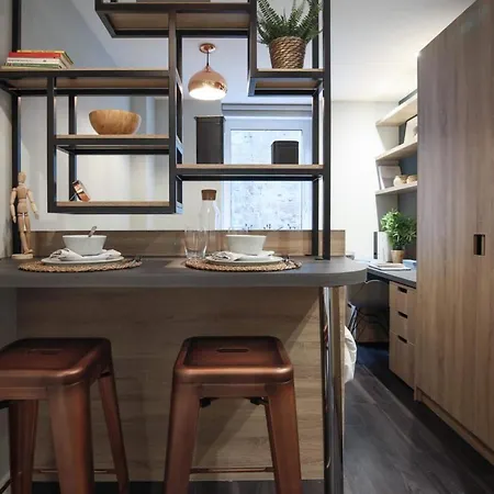 Apartment Trendy At Iq Hammersmith In *