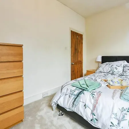 Lejlighed Groves 4 Bedroom, Shepherds Bush