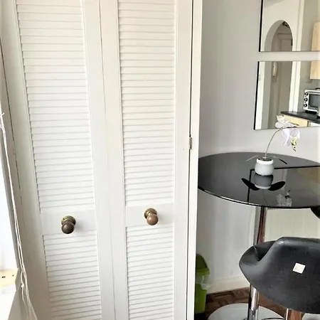Bright & Modern Flat In Paddington - Zone 1 Apartment London
