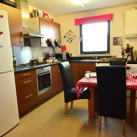 Apartment Modern 1 Bed Flat, *