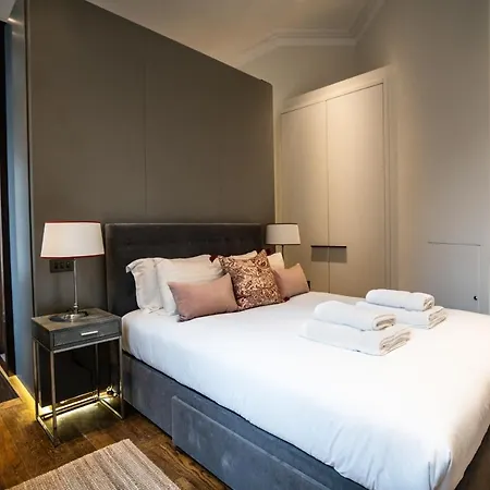Grosvenor Gardens By Capital Apartamento *