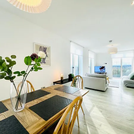 Panoramic Park And Penthouses Retreat Apartment London