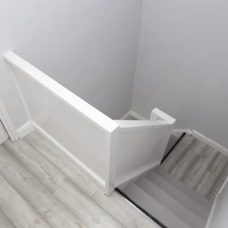 Budget 4-bed House In Woolwich Holiday home London