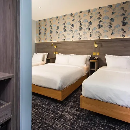Eden Plaza Kensington Hotel