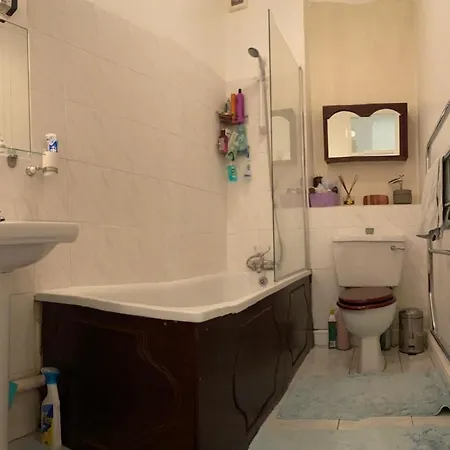 Gardens View Cosy One Bedroom Flat Free Wifi Apartment Kew