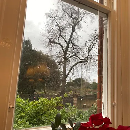 Apartment Gardens View Cosy One Bedroom Flat Free Wifi Kew