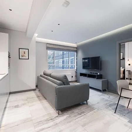 324 - Nell Gwynn House, Chelsea Apartment