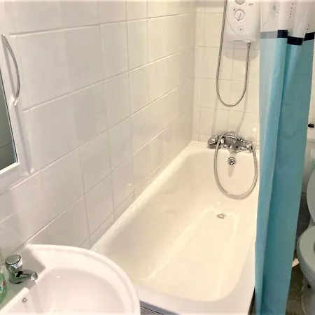 Bright & Modern Flat In Paddington - Zone 1 London
