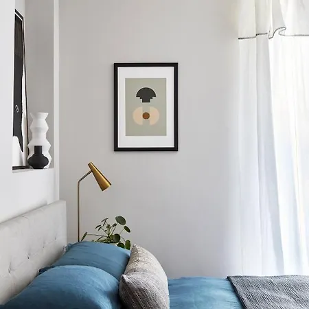 Апартаменты Contemporary - Minutes From Angel Tube St. *