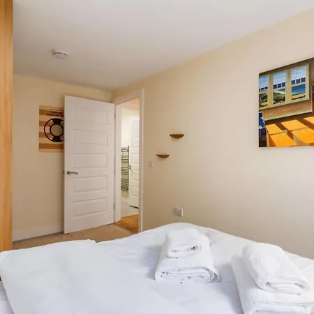 Fantastic Central Brixton Flat For Up To 6 Guests * Londra