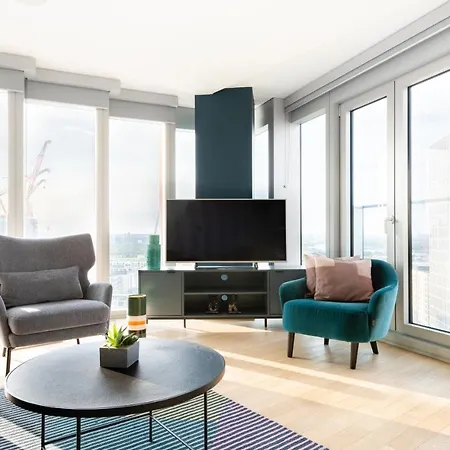 The Stratford Escape - Modern & Bright 2bdr Loft With Amazing Views Apartment London