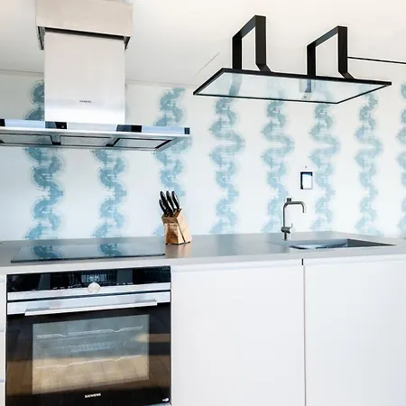 Apartment The Stratford Escape - Modern & Bright 2bdr Loft With Amazing Views