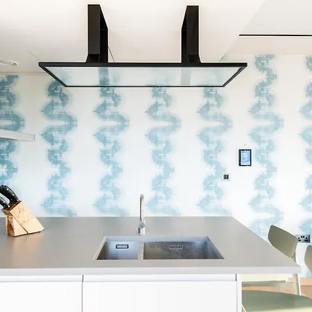 The Stratford Escape - Modern & Bright 2bdr Loft With Amazing Views * Londres