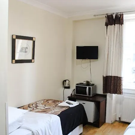 Ventures Bed & Breakfast