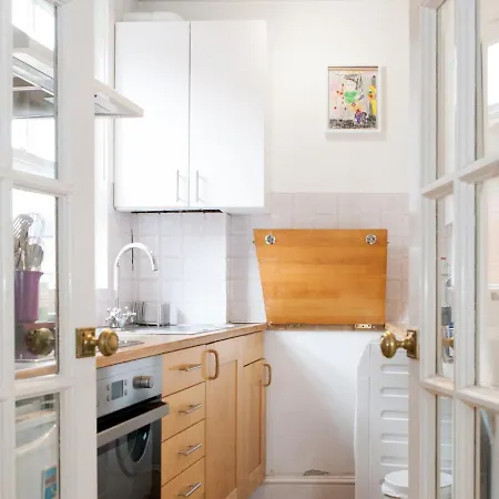 Pass The Keys Roof Terrace Flat In Trendy & Chic Hampstead Apartment *