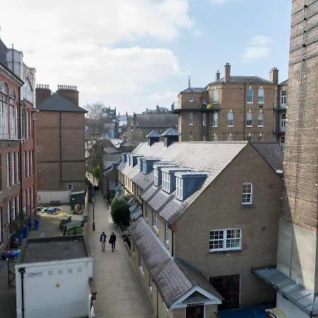 Pass The Keys Roof Terrace Flat In Trendy & Chic Hampstead *