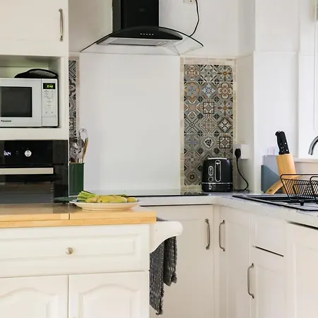Exclusive In Acton By Underthedoormat Apartman London