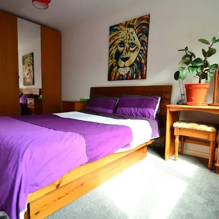 Modern 1 Bed Flat, Apartment London