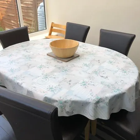 The Hollies Haven & Free Parking - Perfect London Long * Sidcup