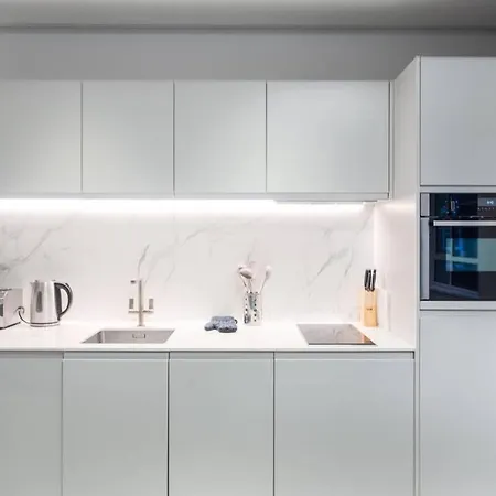 Apartment 324 - Nell Gwynn House, Chelsea
