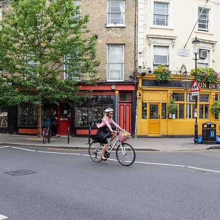 Talbot Road Vi By Onefinestay *