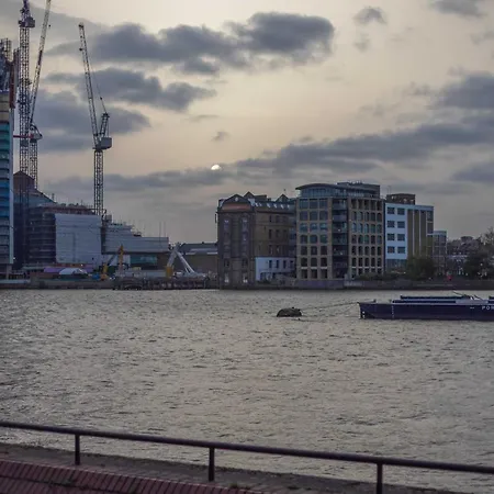 Thames-border *