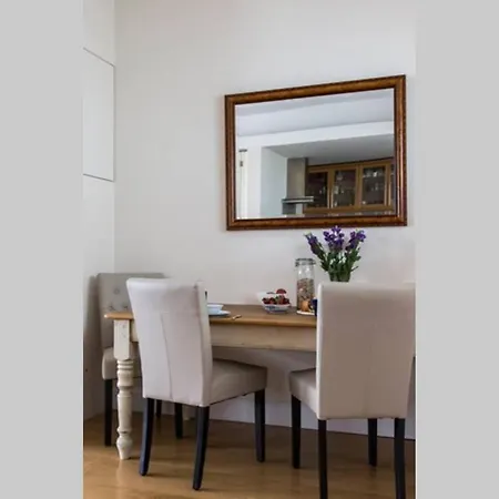 Holiday home Beautiful Mews House, Conduit Mews, Paddington, W2
