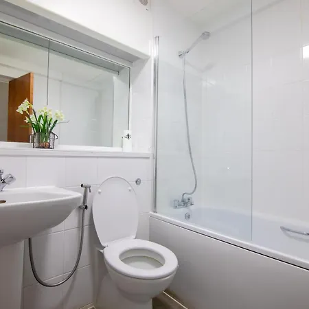 Apartment Thames-border London