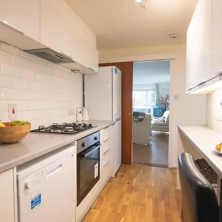 Apartment Thames-border London