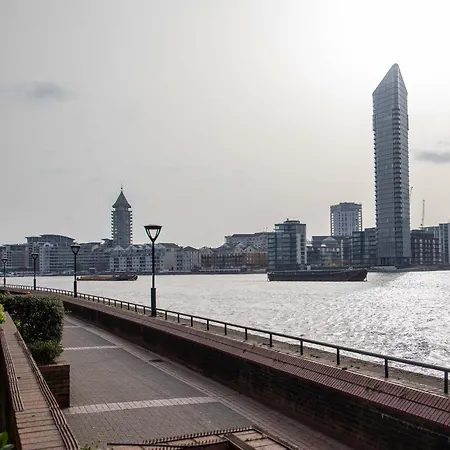 Apartment Thames-border *