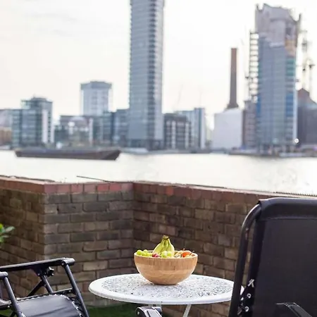Apartment Thames-border