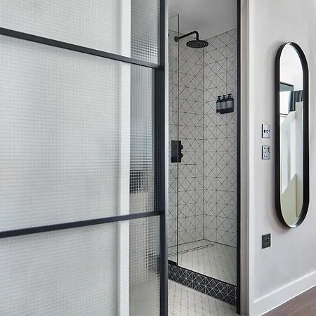 Kingsland Locke 4* London