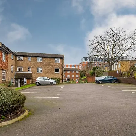Exclusive In Acton By Underthedoormat * London
