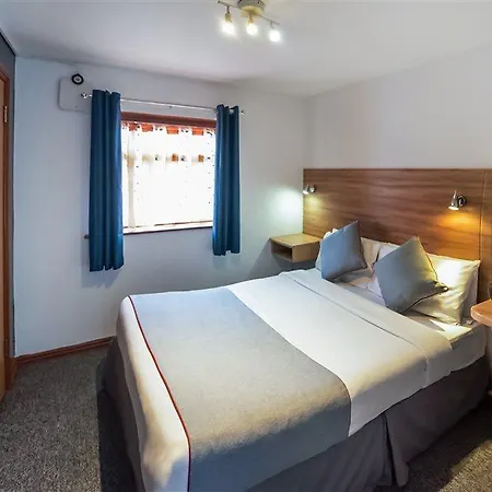 Hotel Arinza Hotel, London 3*
