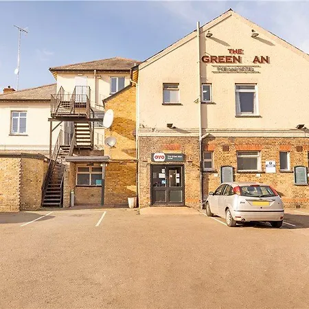 Oyo The Man Pub And 3* Londra