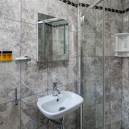 Apollo Kings Cross 3*