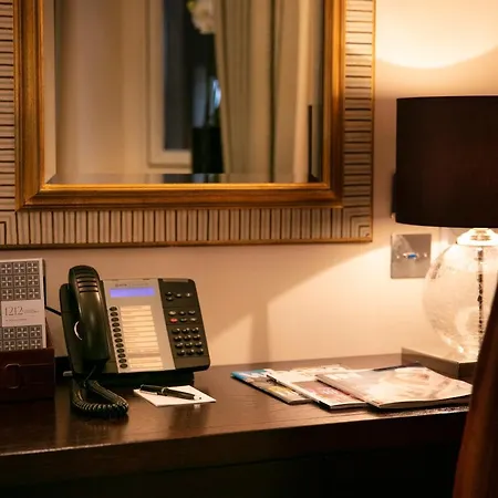 The Royal Horseguards Hotel, 4*