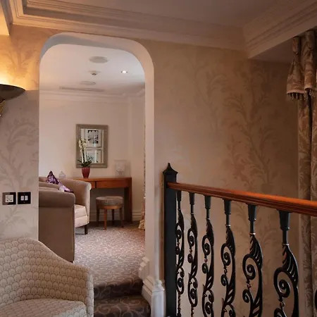 The Royal Horseguards Hotel, Hotel London